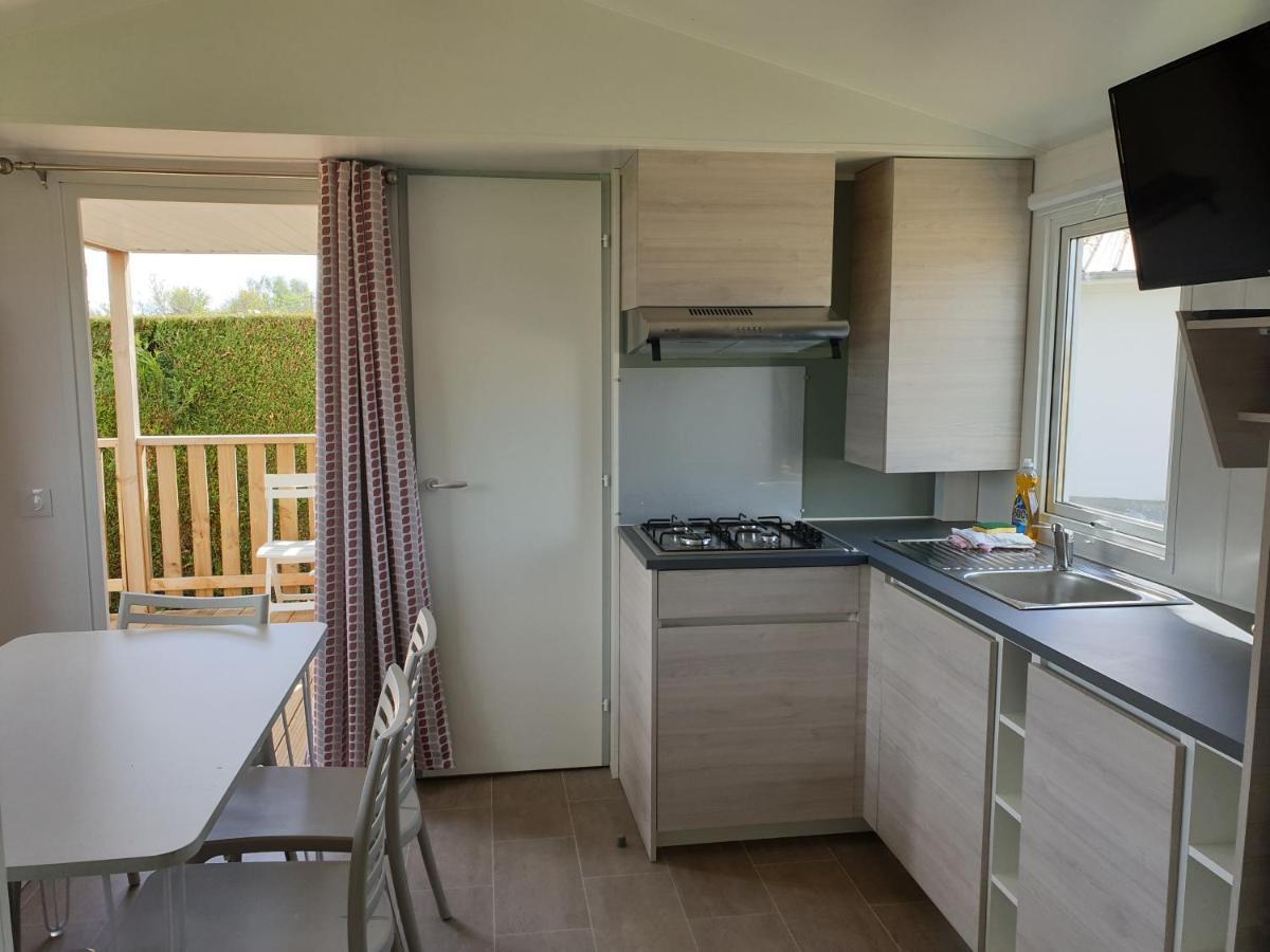 Le Clos Tranquille Hotel Gonneville-en-Auge Bagian luar foto