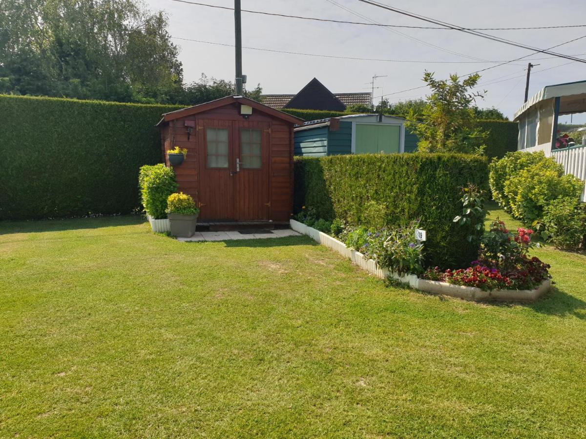 Le Clos Tranquille Hotel Gonneville-en-Auge Bagian luar foto