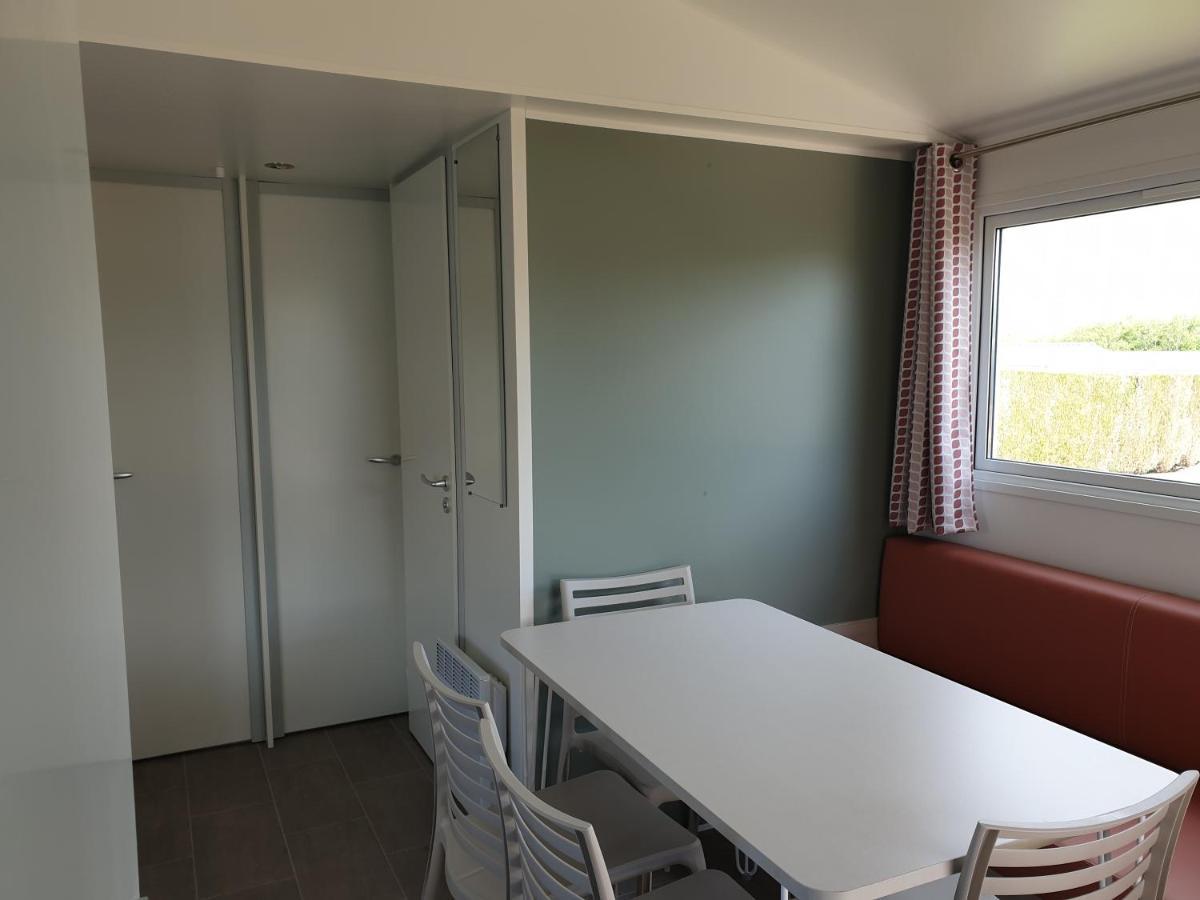Le Clos Tranquille Hotel Gonneville-en-Auge Bagian luar foto