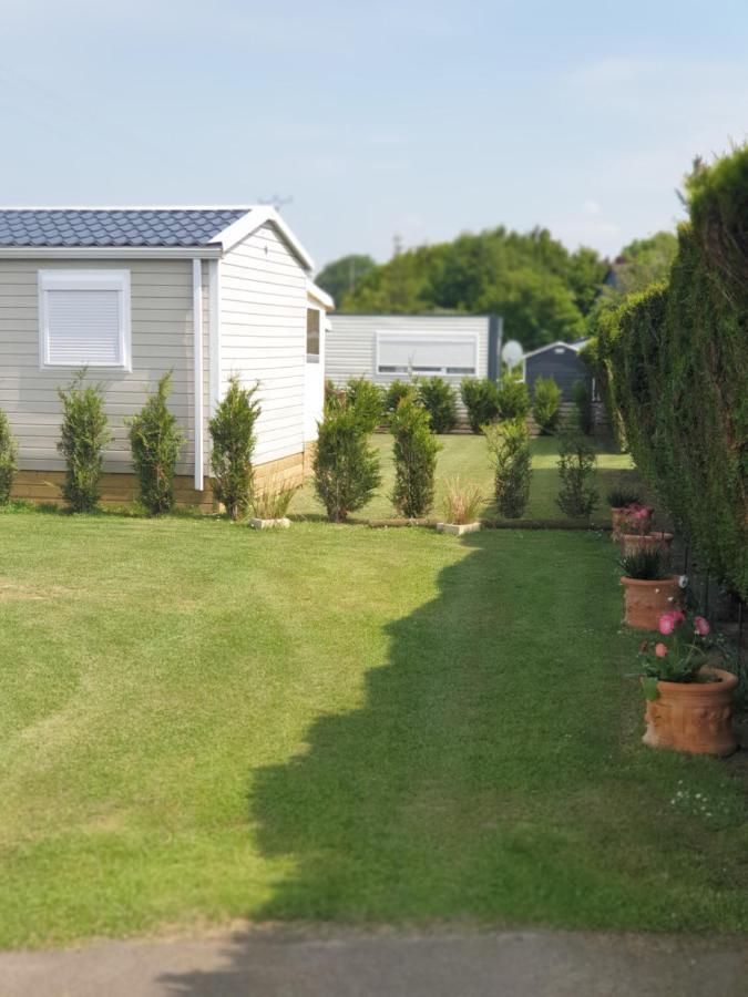 Le Clos Tranquille Hotel Gonneville-en-Auge Bagian luar foto